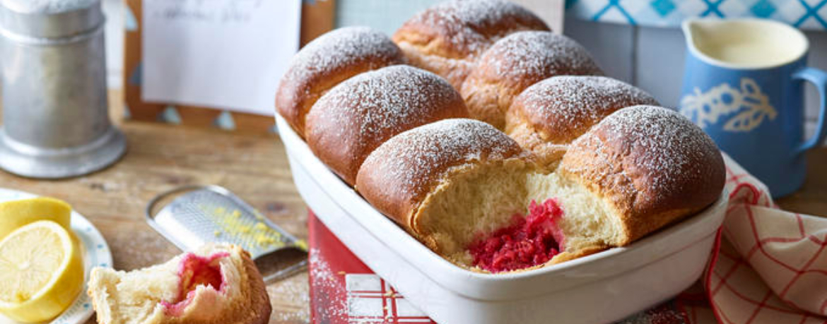 Buchteln mit Himbeerfüllung für 8 Personen von lidl-kochen.de