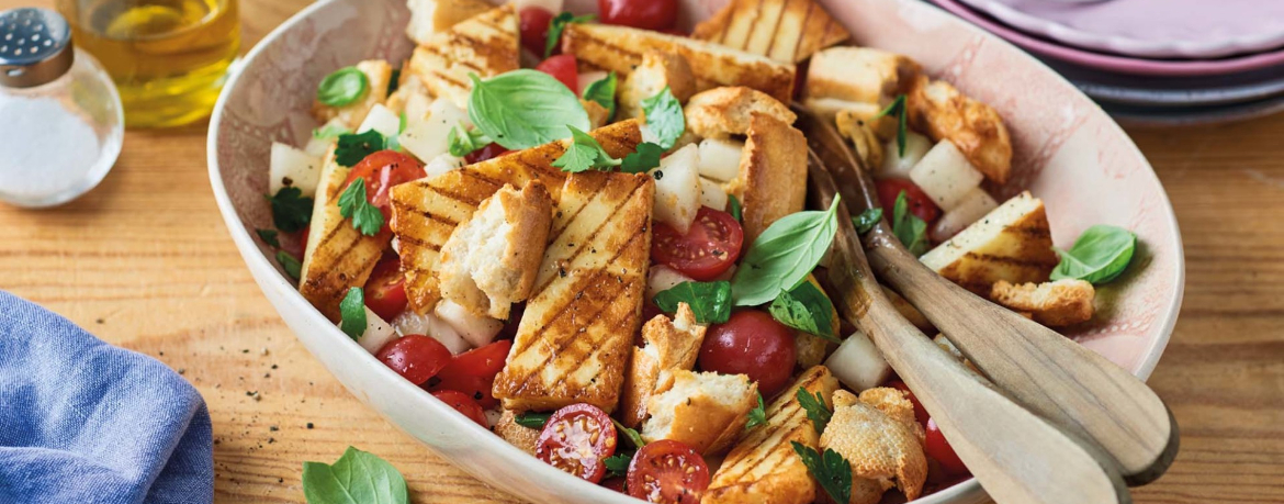 Panzanella-Salat mit Melone und Grillkäse für 4 Personen von lidl-kochen.de