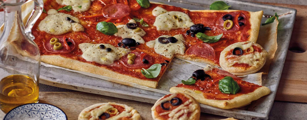 Monstermäßige Pizza für 4 Personen von lidl-kochen.de