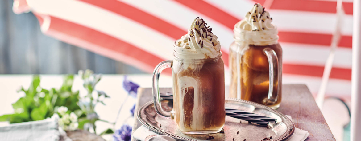 Eiskaffee mit Vanilleeis und Sahne für 1 Personen von lidl-kochen.de