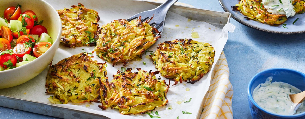 Zucchini-Kartoffel-Puffer mit griechischem Salat für 4 Personen von lidl-kochen.de