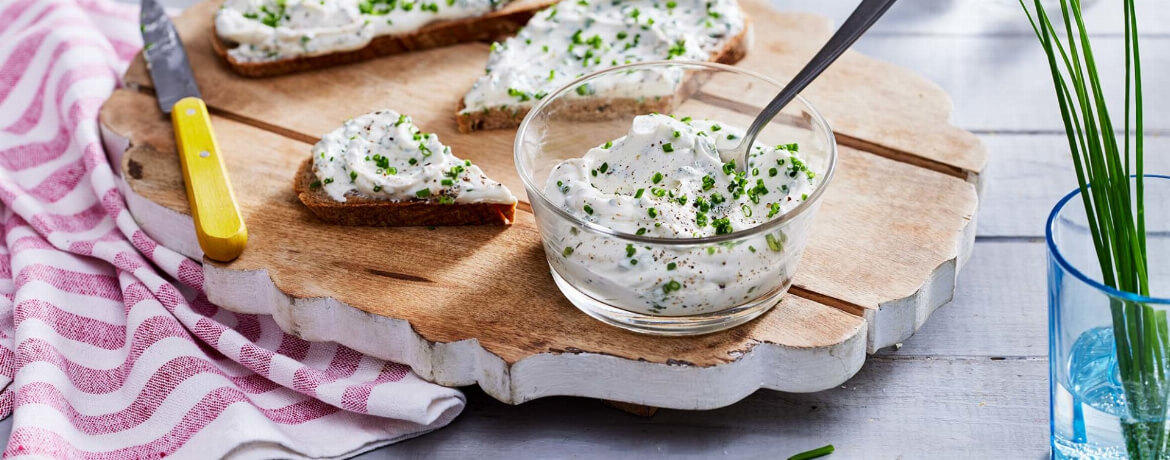 Schnittlauchquark mit Brot - Rezept | LIDL Kochen
