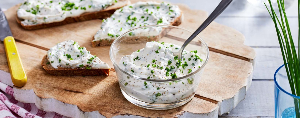 Schnittlauchquark mit Brot für 4 Personen von lidl-kochen.de