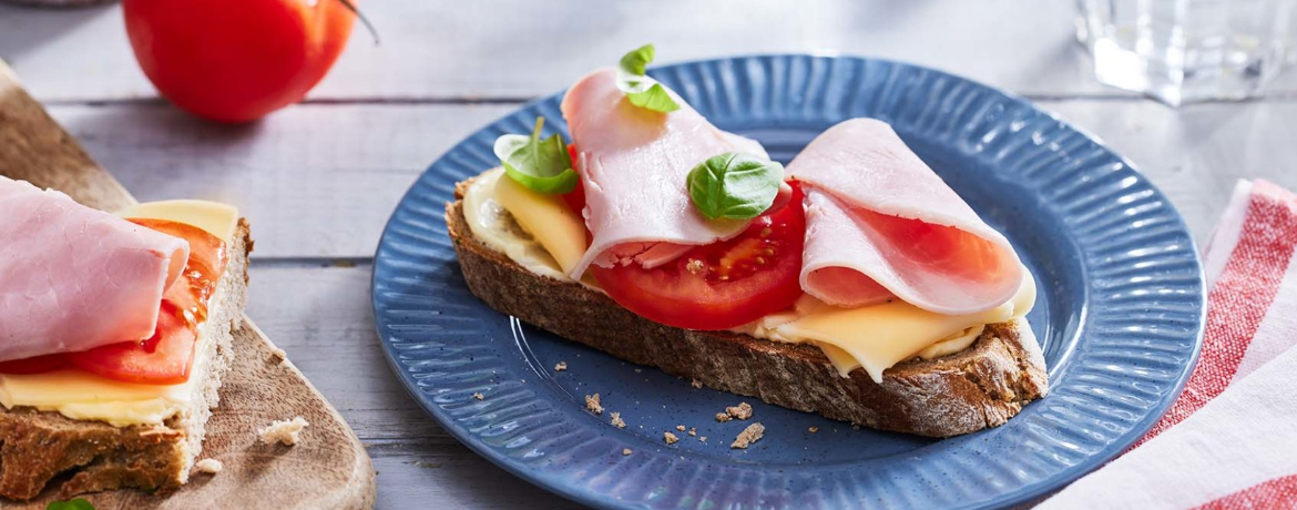 Schinken-Käse-Brot mit Tomate für 4 Personen von lidl-kochen.de