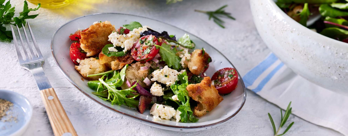 Panzanella – Brotsalat mit Tomaten und frischem Kräuterdressing für 4 Personen von lidl-kochen.de