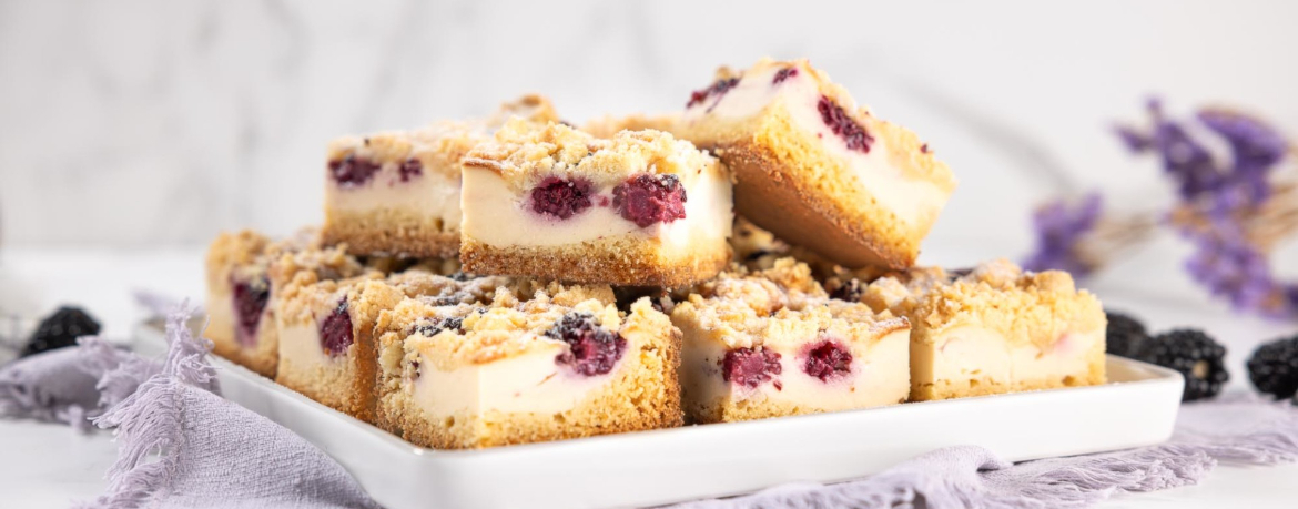 Brombeer Streuselkuchen mit Quarkfüllung für 16 Personen von lidl-kochen.de