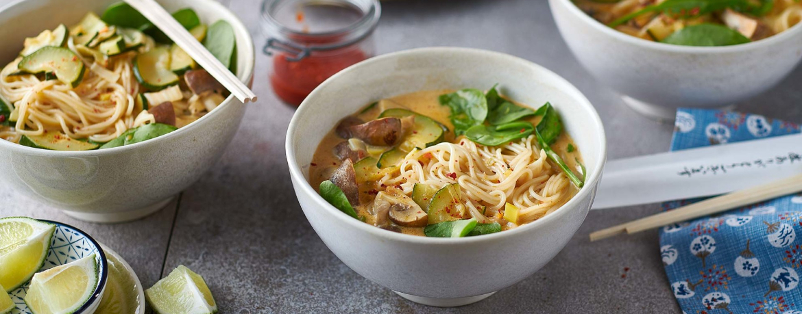 Asiatische Kokos Suppe mit Udon-Nudeln für 4 Personen von lidl-kochen.de