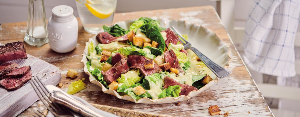 Caesar Salad mit Steakstreifen für 4 Personen von lidl-kochen.de