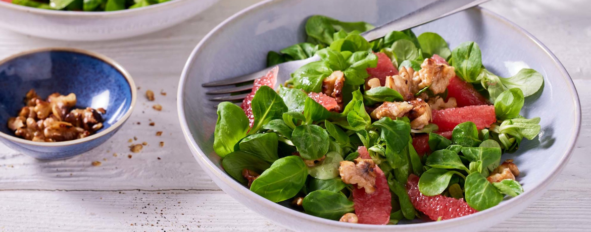 Feldsalat mit Grapefruits und Walnüssen für 4 Personen von lidl-kochen.de