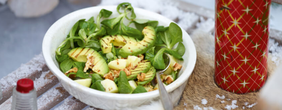 Feldsalat mit gebratener Avocado und Walnüssen für 4 Personen von lidl-kochen.de