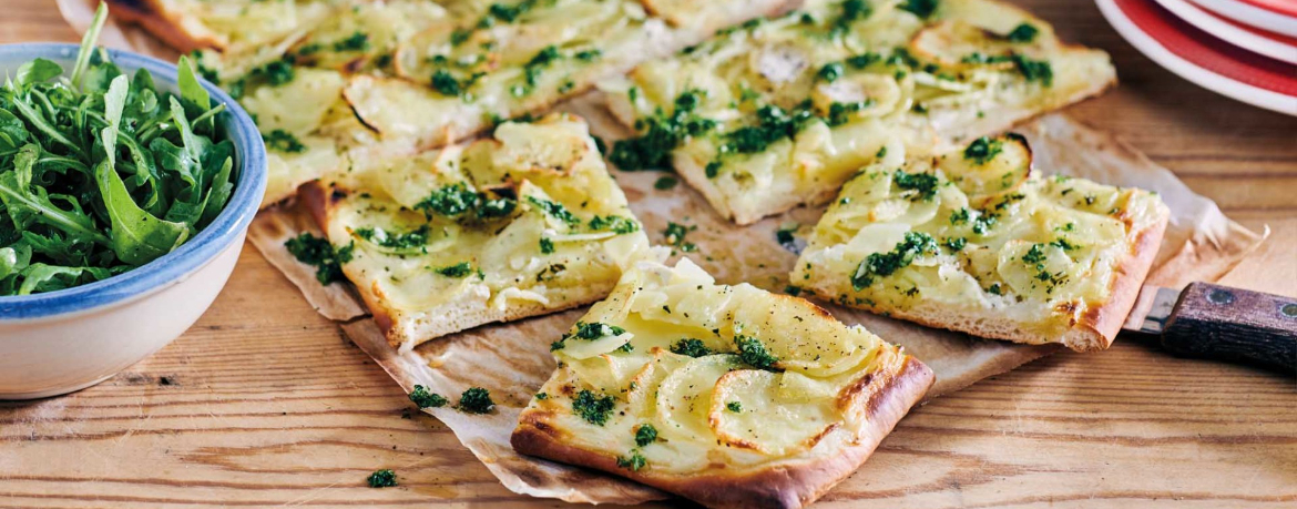 Kartoffel-Rosmarin-Pizza mit Rucola für 4 Personen von lidl-kochen.de