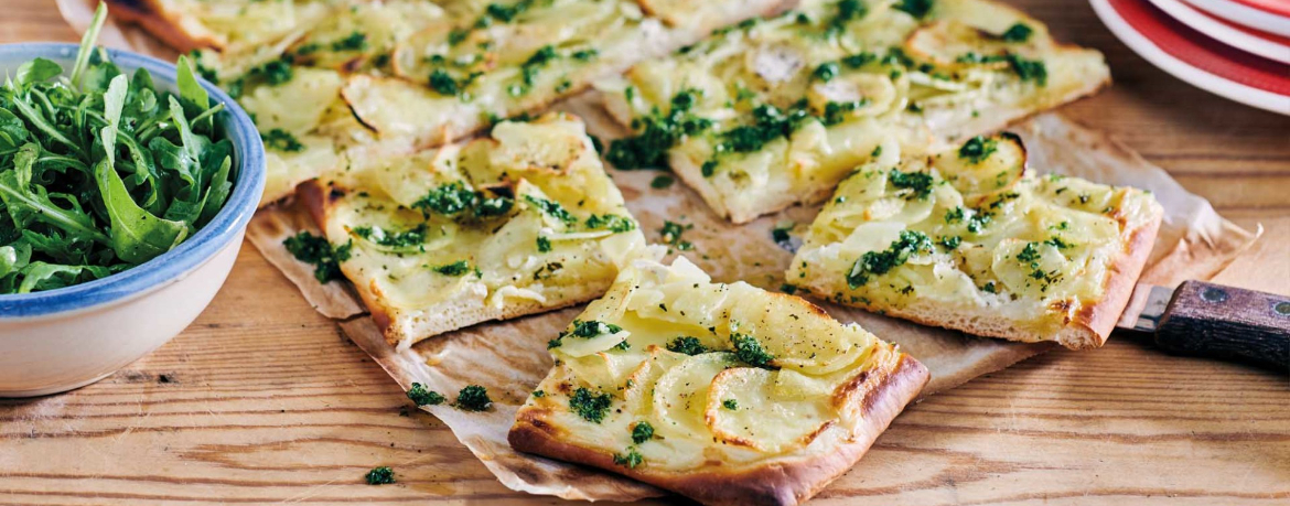 Kartoffel-Rosmarin-Pizza mit Rucola für 4 Personen von lidl-kochen.de