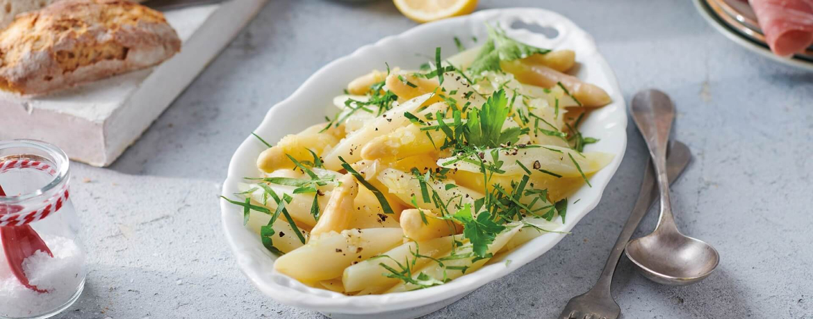 Spargelsalat mit Zwiebeln und Petersilie für 4 Personen von lidl-kochen.de