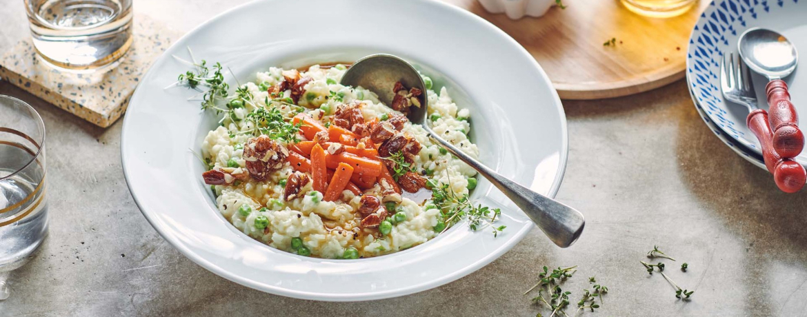 Einfaches Erbsenrisotto mit Karotten-Gemüse für 4 Personen von lidl-kochen.de