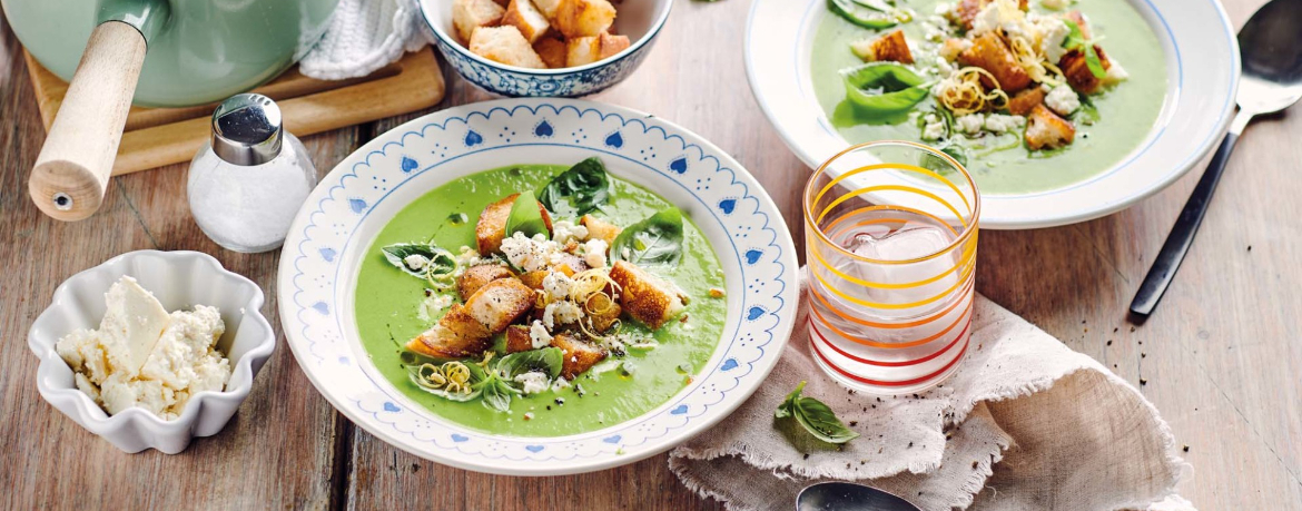 Grüne Erbsensuppe mit Croutons und Fetakäse für 4 Personen von lidl-kochen.de