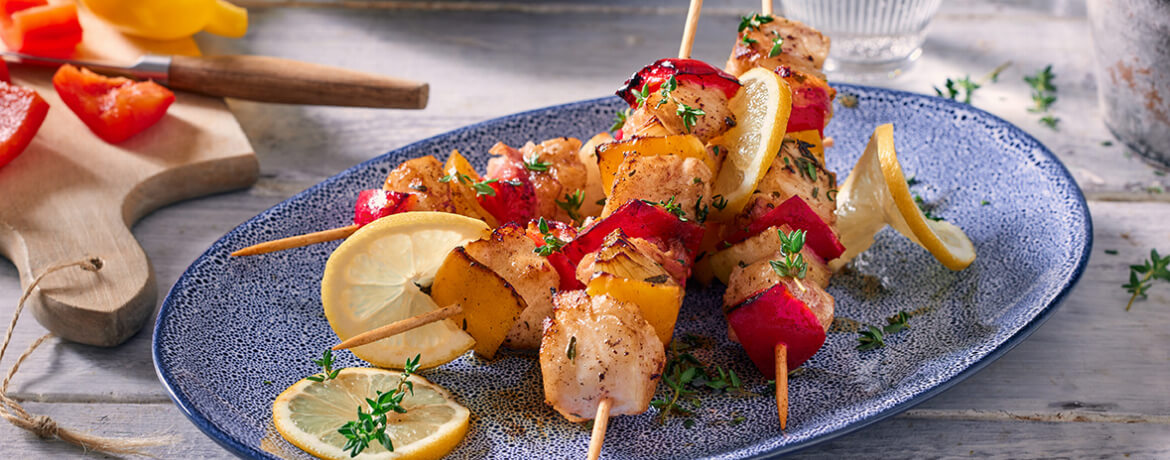 Mediterrane Grillspieße mit Kabeljau, Paprika und Zwiebel für 4 Personen von lidl-kochen.de