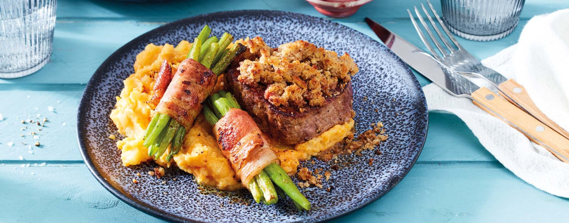 Steak vom Rind mit Haselnuss verfeinert an Süßkartoffelpüree und Speck-Bohnen für 4 Personen von lidl-kochen.de