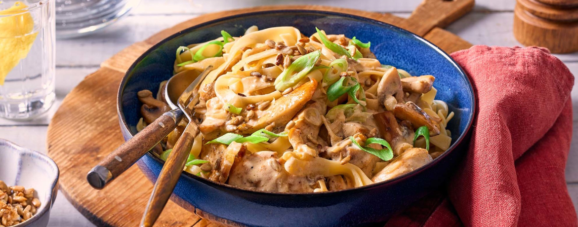 Hähnchengeschnetzeltes mit Tagliatelle für 4 Personen von lidl-kochen.de