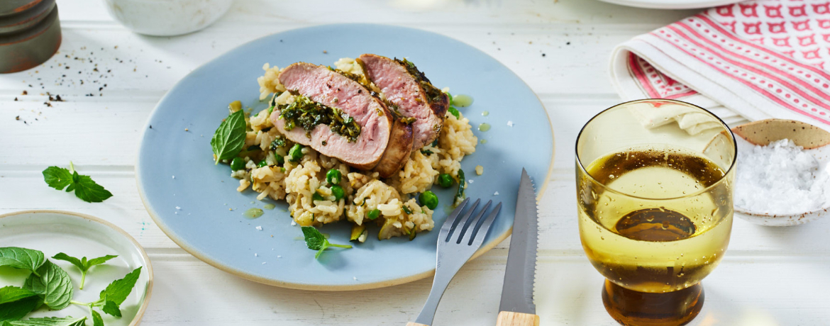 Schweinefilet aus dem Ofen mit Minzgremolata und Risi e bisi für 4 Personen von lidl-kochen.de