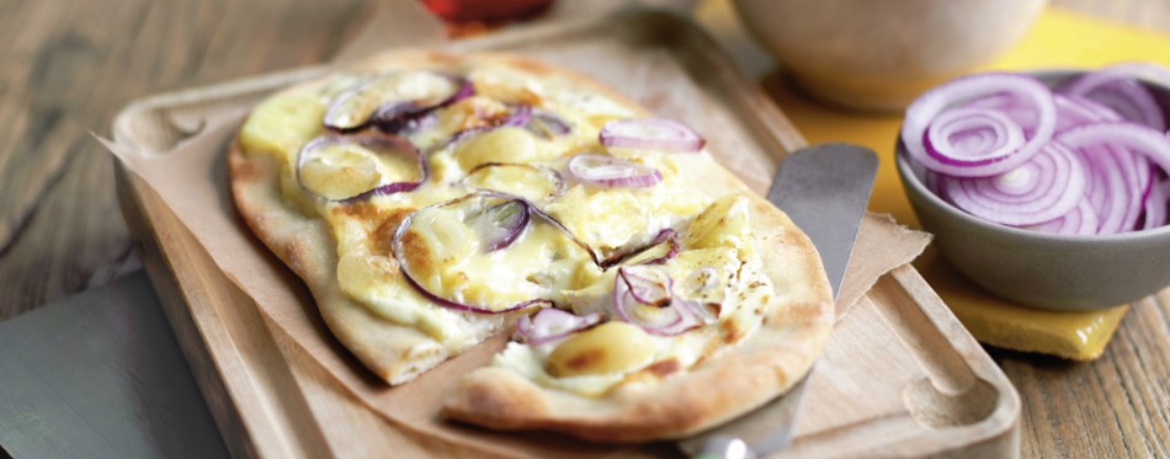 Flammkuchen mit Camembert und Trauben für 4 Personen von lidl-kochen.de