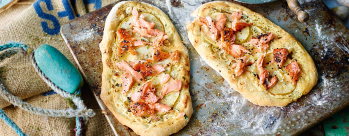 Flammkuchen mit Apfel und Lachs für 9 Personen von lidl-kochen.de