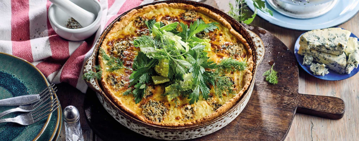 Blauschimmel-Quiche mit Salat für 4 Personen von lidl-kochen.de