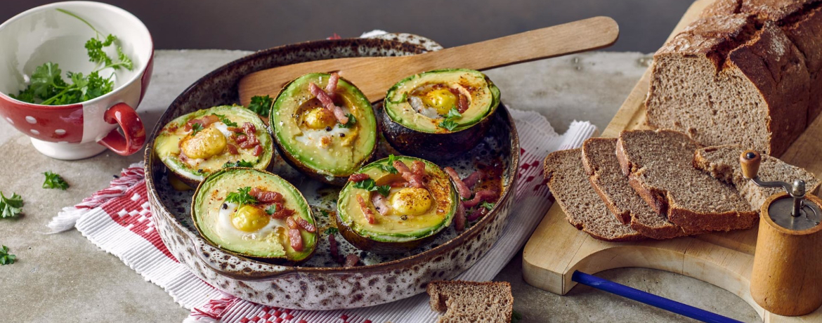 Überbackene Avocado mit Ei für 4 Personen von lidl-kochen.de