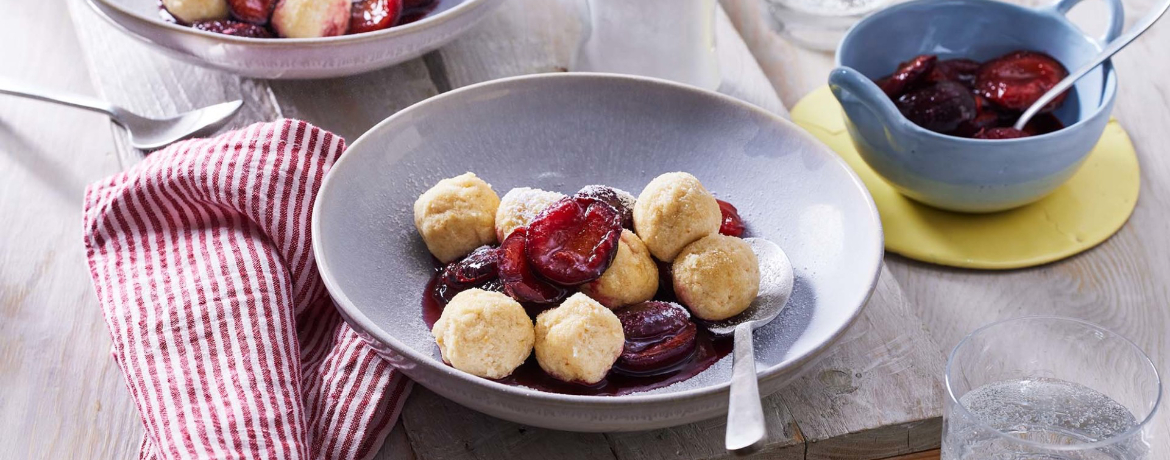 Quarkknödel mit Zwetschgenkompott für 4 Personen von lidl-kochen.de