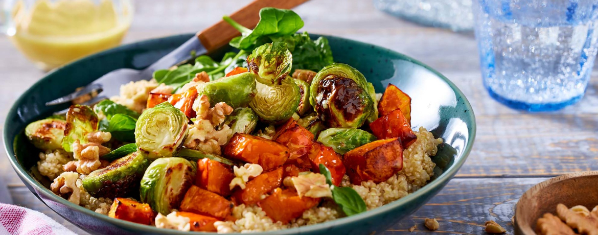 Winter-Bowl mit Rosenkohl und Kürbis für 4 Personen von lidl-kochen.de