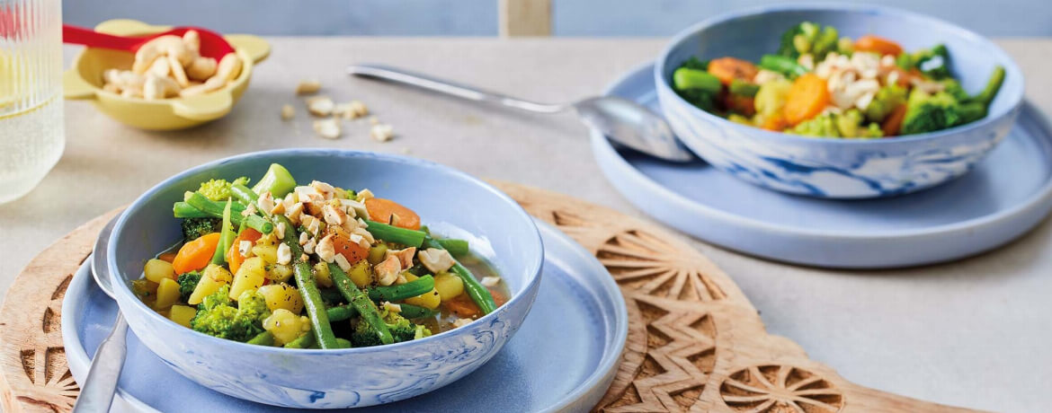 Brokkoli-Ingwer-Curry mit Kartoffeln und Buschbohnen für 4 Personen von lidl-kochen.de