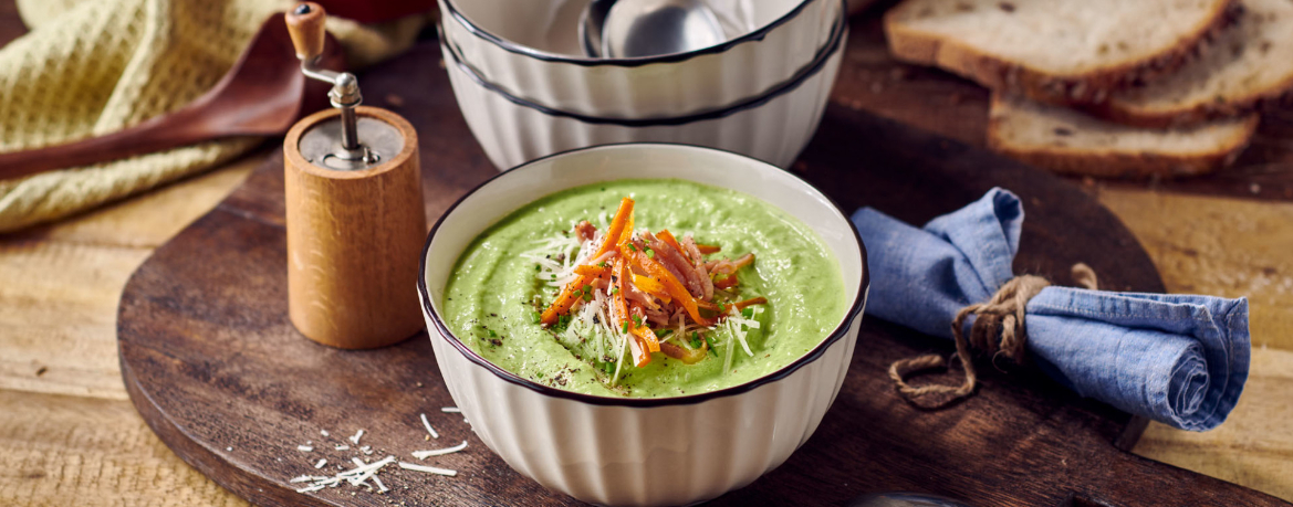 Wirsing-Lauch-Suppe mit Schinken und Käse für 4 Personen von lidl-kochen.de