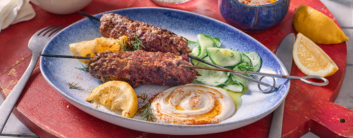 Zimt-Kebabs mit Gurkensalat und Knoblauchdip für 4 Personen von lidl-kochen.de