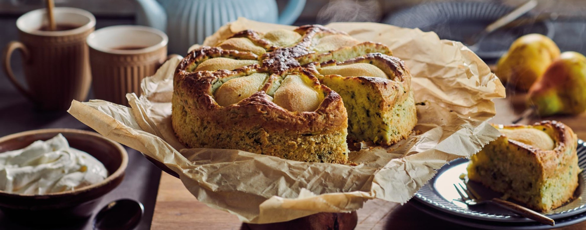 Saftiger Zucchini-Birnen-Kuchen für 12 Personen von lidl-kochen.de