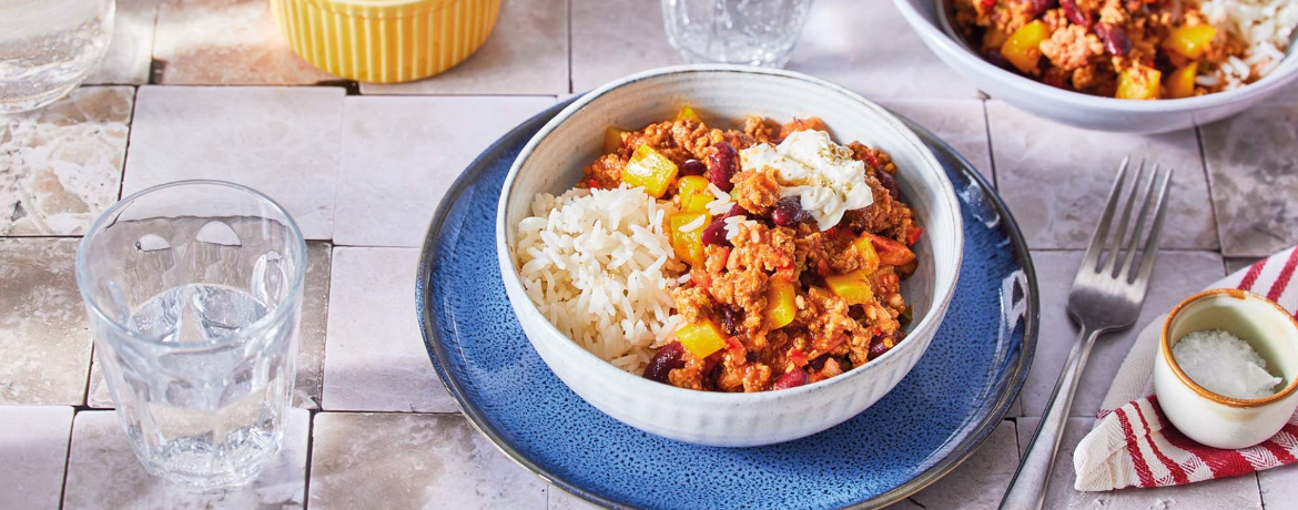 Würziges Chili con Carne mit Oreganoschmand und Basmatireis für 4 Personen von lidl-kochen.de