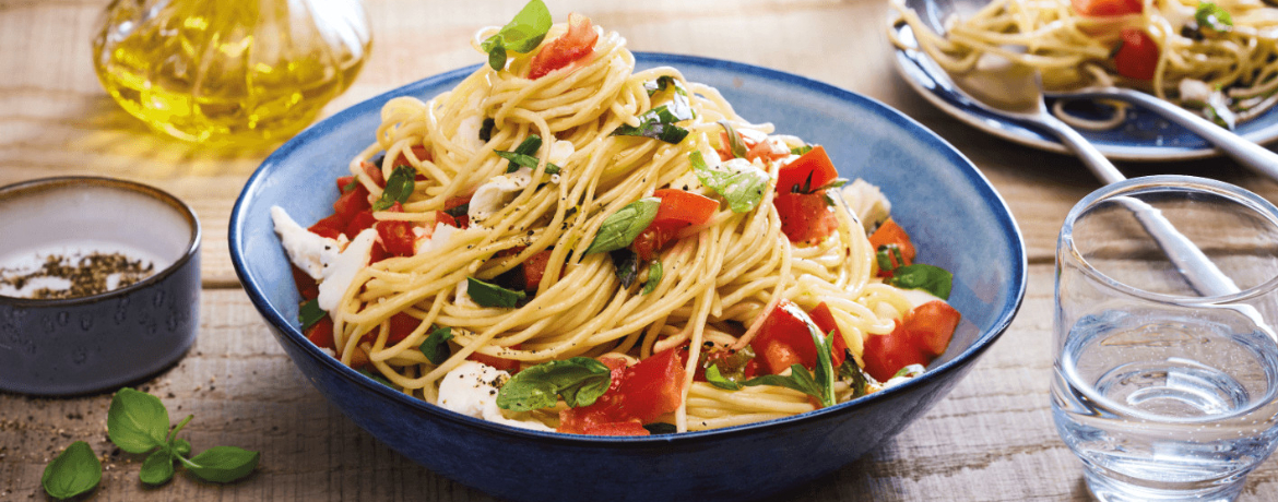 Nudelsalat mit Tomaten und Mozzarella für 4 Personen von lidl-kochen.de