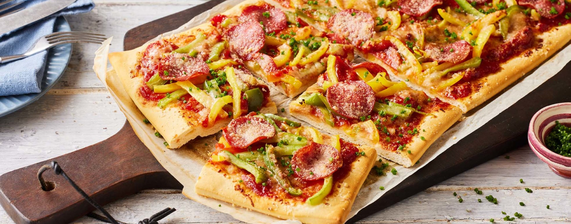 American BBQ-Salami-Pizza für 4 Personen von lidl-kochen.de