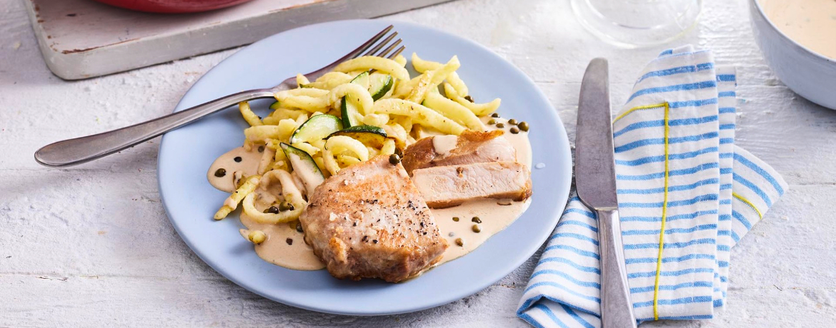 Schweinesteak in Pfeffersauce mit Zucchinispätzle für 4 Personen von lidl-kochen.de