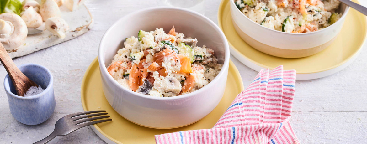 Low Carb Blumenkohl-Risotto mit Räucherlachs für 4 Personen von lidl-kochen.de