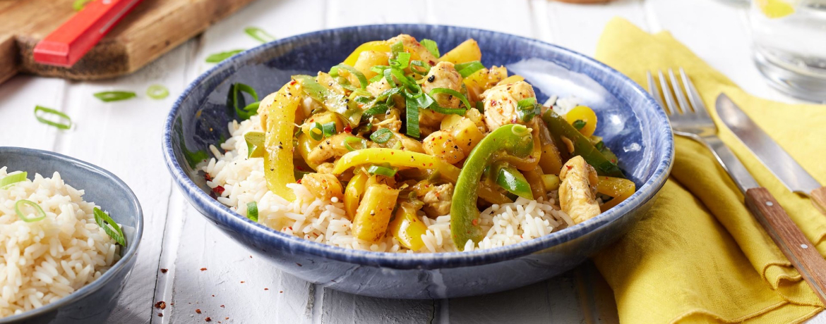 Fruchtiges Hähnchencurry mit Ananas und Paprika für 4 Personen von lidl-kochen.de