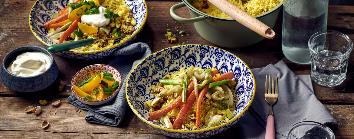 Ofengeröstetes Karotten-Fenchel-Gemüse mit Dattelcouscous und Pistazien für 4 Personen von lidl-kochen.de