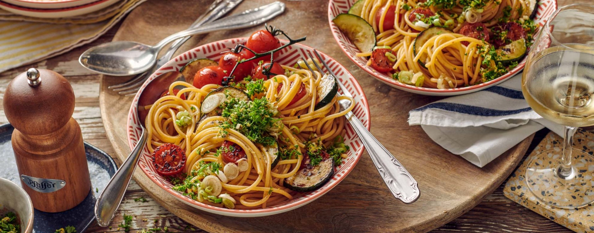 Spaghetti mit Chilitomaten und Gremolata für 4 Personen von lidl-kochen.de