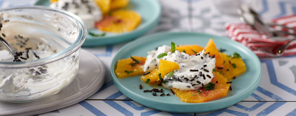 Stracciatella-Creme mit Orangensalat für 4 Personen von lidl-kochen.de