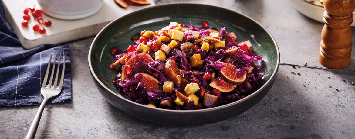 Rotkohlsalat mit Granatapfelkernen und Maronen für 4 Personen von lidl-kochen.de