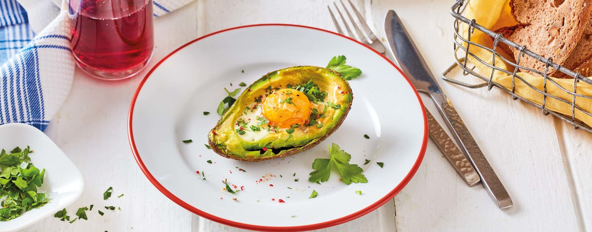 Überbackenes Ei mit Avocado für 4 Personen von lidl-kochen.de