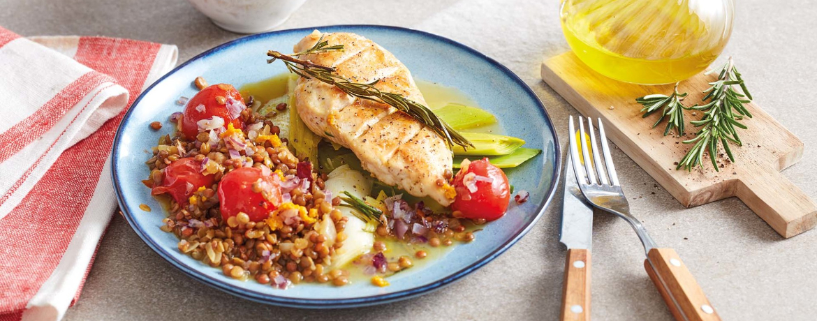 Hähnchen auf Lauch aus dem Ofen mit Linsen-Salat für 4 Personen von lidl-kochen.de