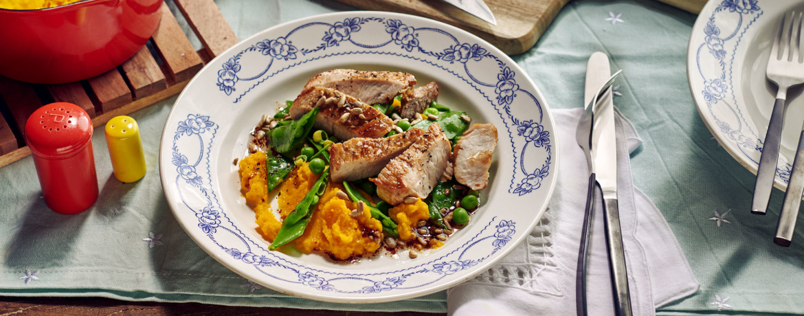 Schweineschnitzel mit Karottenstampf und Erbsen für 4 Personen von lidl-kochen.de