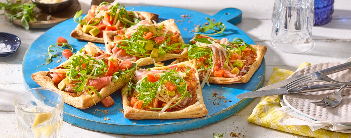 Blätterteigtartelettes mit Tomatenpesto für 4 Personen von lidl-kochen.de