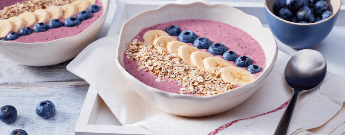 Smoothie Bowl mit Haferflocken für 4 Personen von lidl-kochen.de