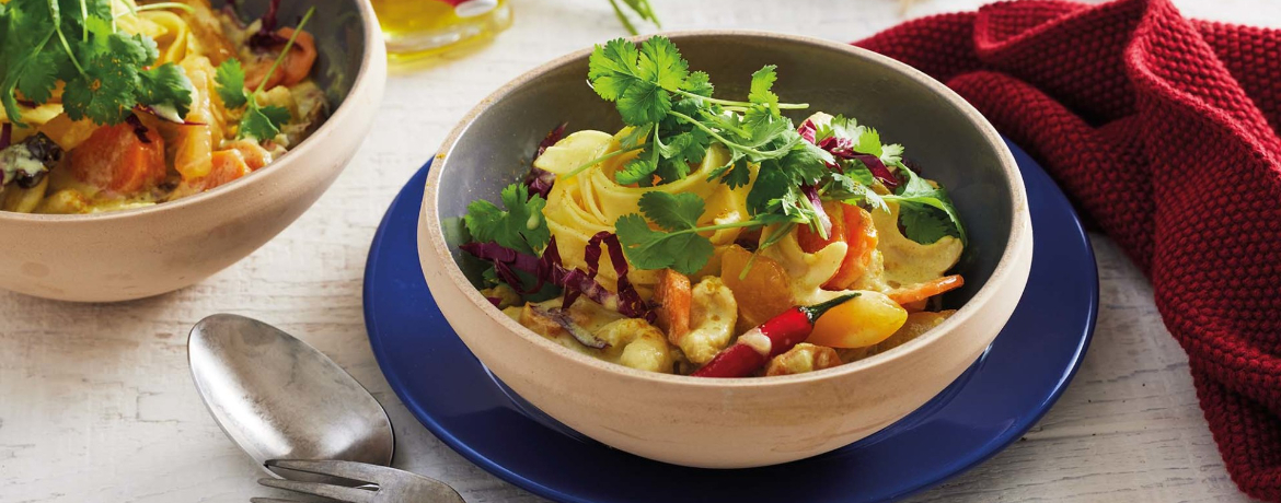 Tagliatelle mit Kokos-Möhren-Curry für 4 Personen von lidl-kochen.de