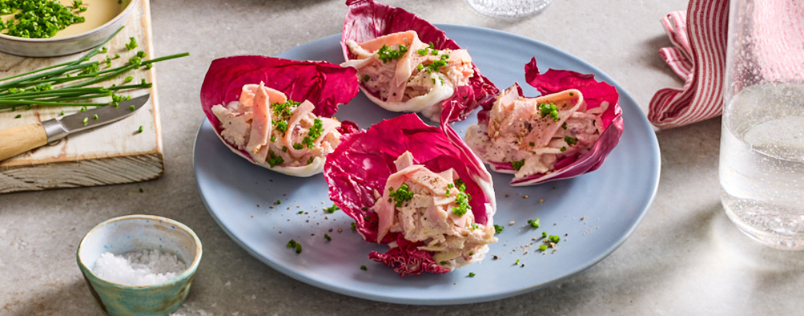 Radicchioschiffchen mit Krustenbraten für 4 Personen von lidl-kochen.de